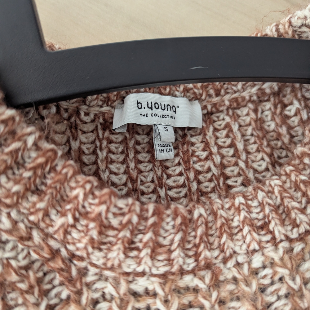 Forever 21 Brown and Cream Knit Sweater Vest - Picture 3 of 3
